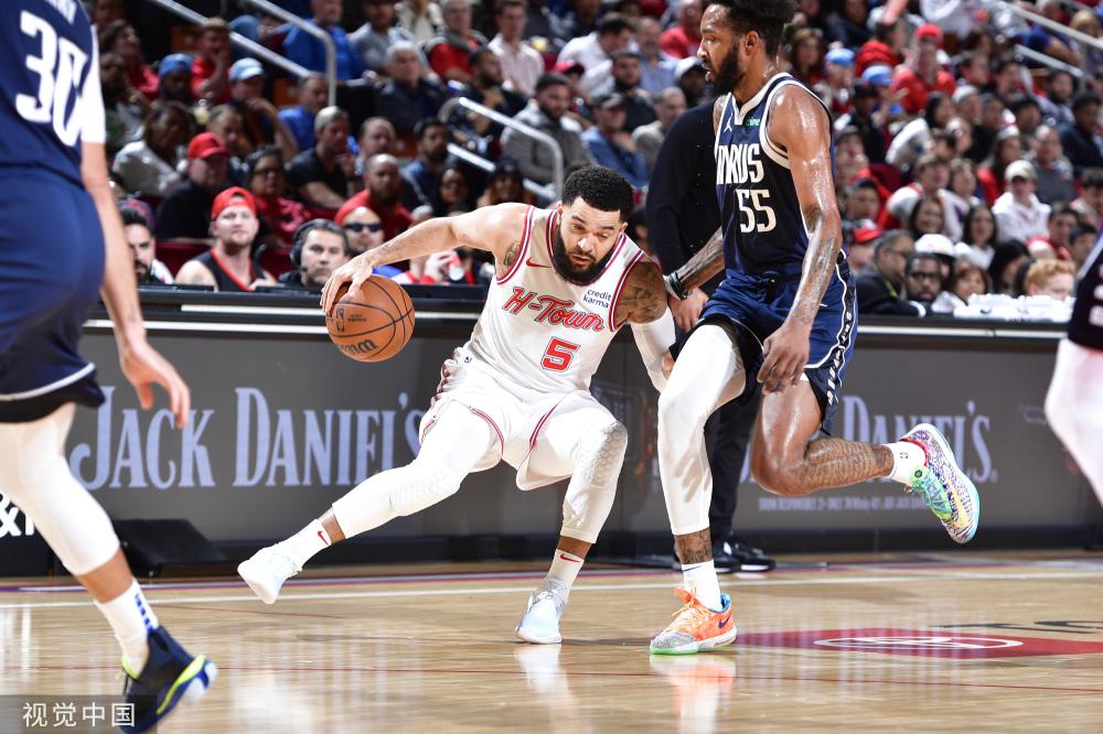 亚历山大 亚历山大