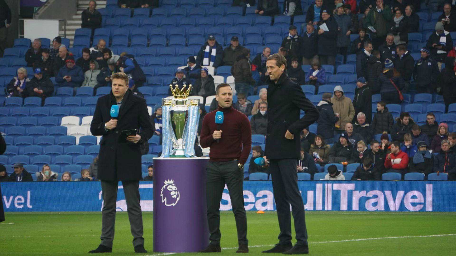 系列强势的 系列强势的